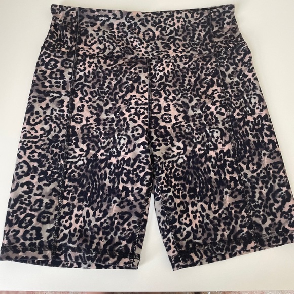 Jessica Simpson Cheetah Print Biker Short Large - Picture 3 of 5